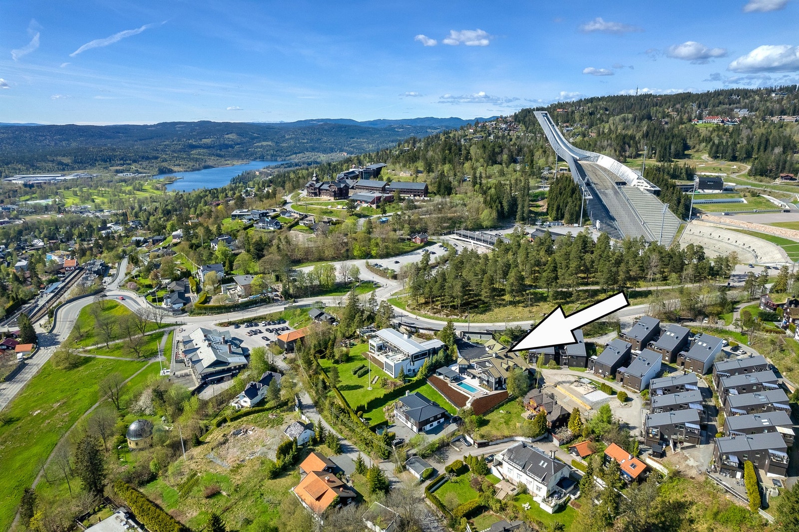 Dronefoto Galleribilde
