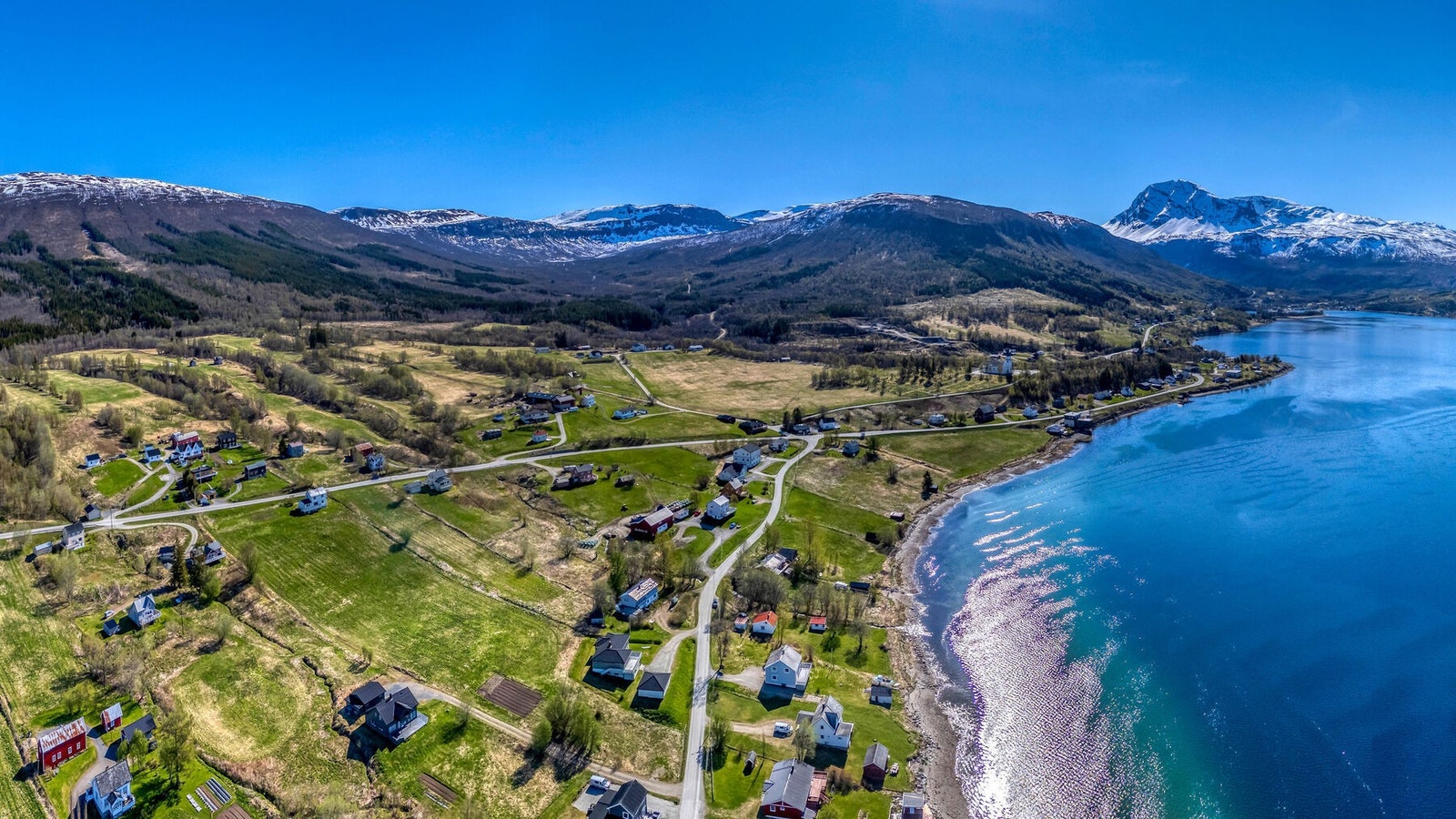 Området byr på et rikt utvalg av turmuligheter, både sommer og vinter. Galleribilde