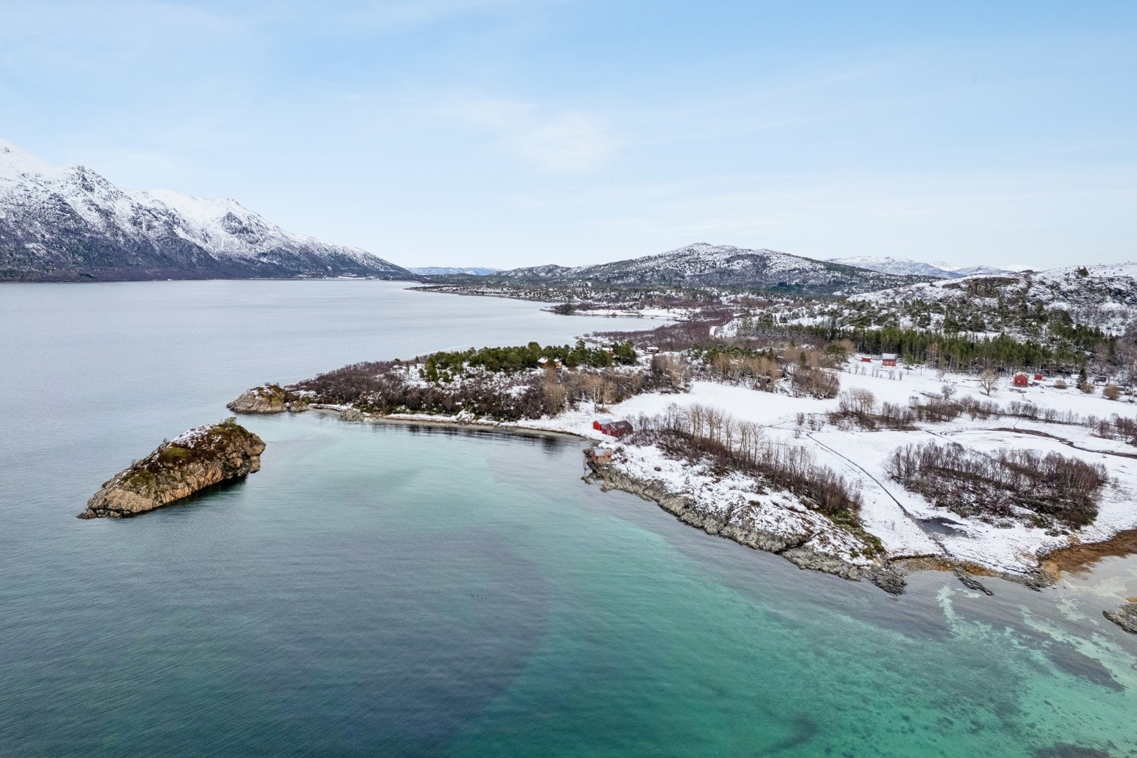 Lite lokalsamfunn med omentrent 200-600 innbyggere.