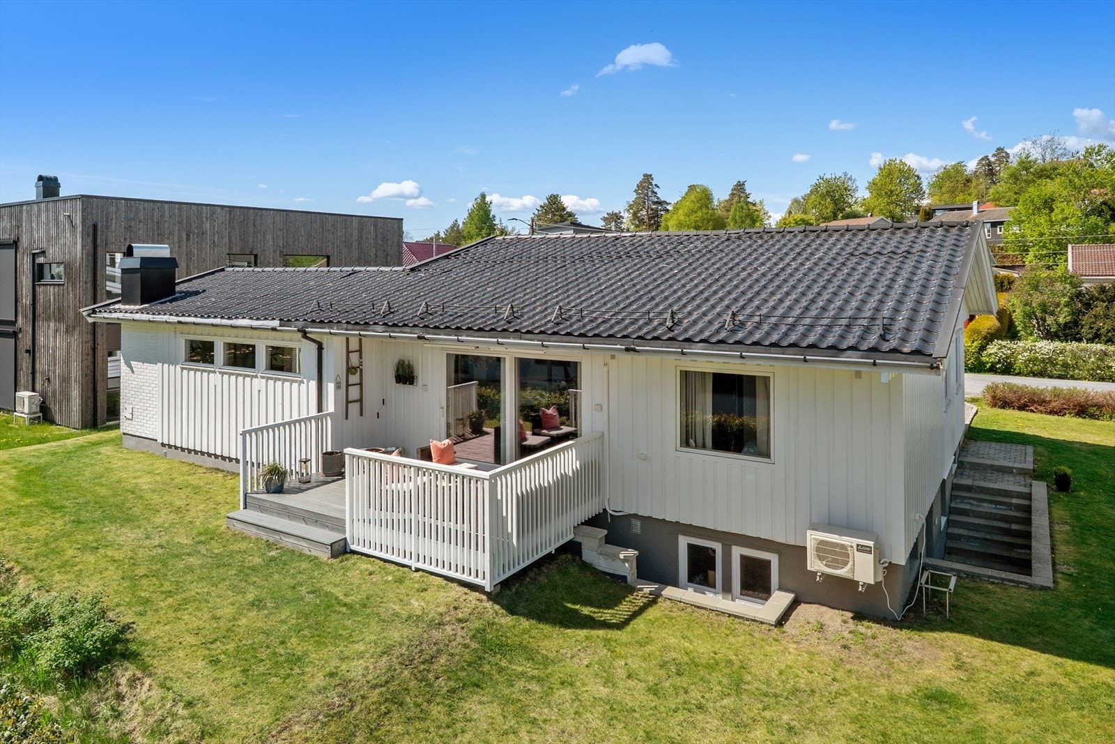 Hagen gir gode muligheter for lek og moro Galleribilde