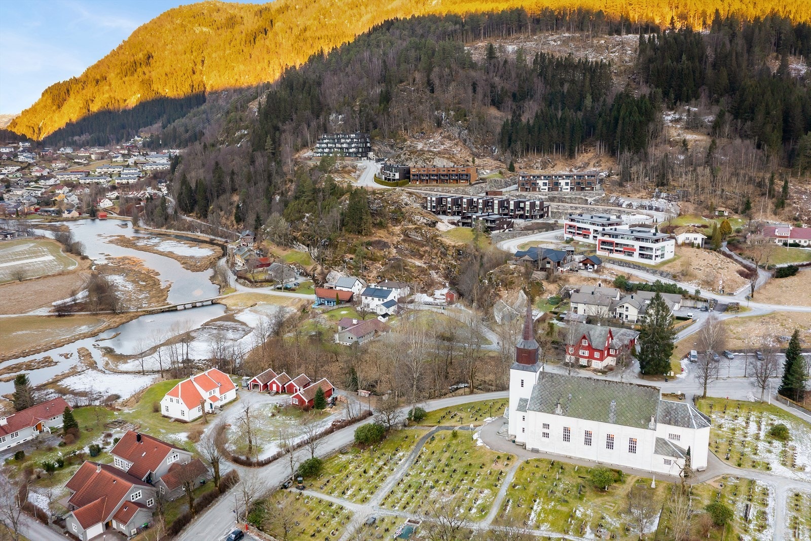 Nærområdet er noko av det flottaste Førde har å by på. Galleribilde