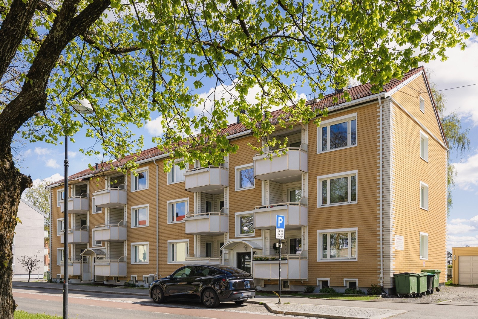 Leiligheten ligger sentralt med kort gåavstand til Lillestrøm Torv og flere rekreasjonsmuligheter. Galleribilde