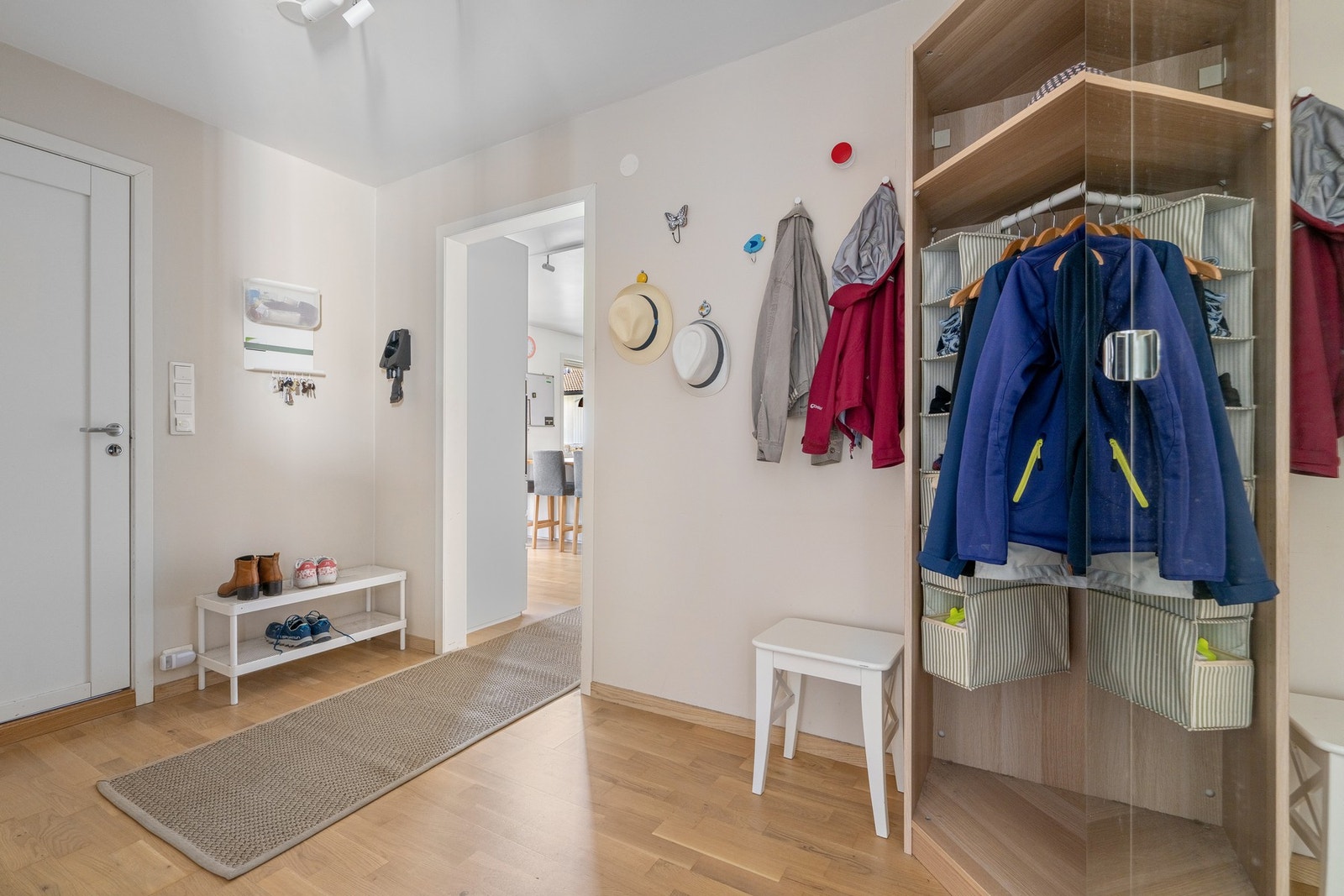 Godt med garderobeplass Galleribilde