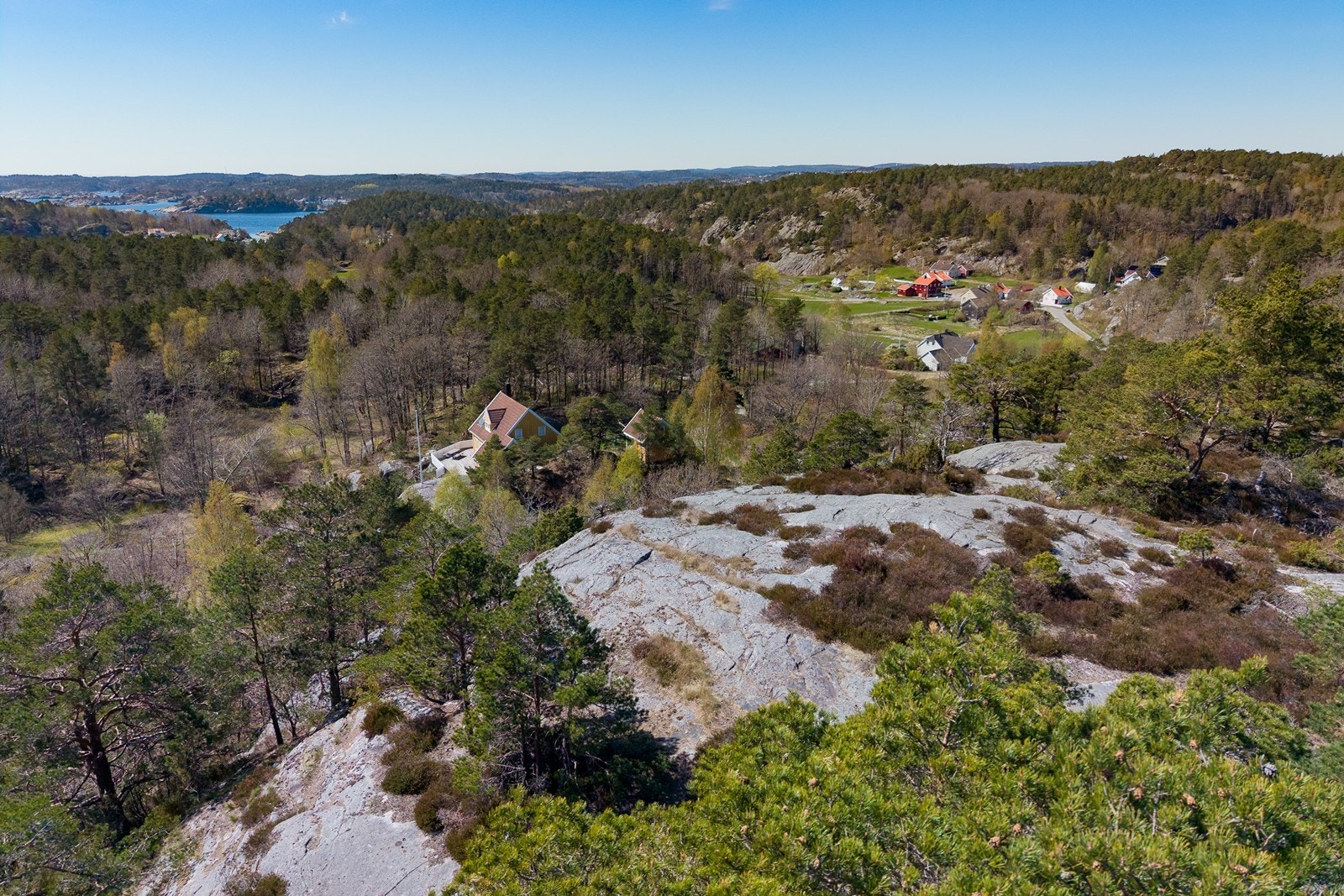 Landlig område med spredt bebyggelse Galleribilde