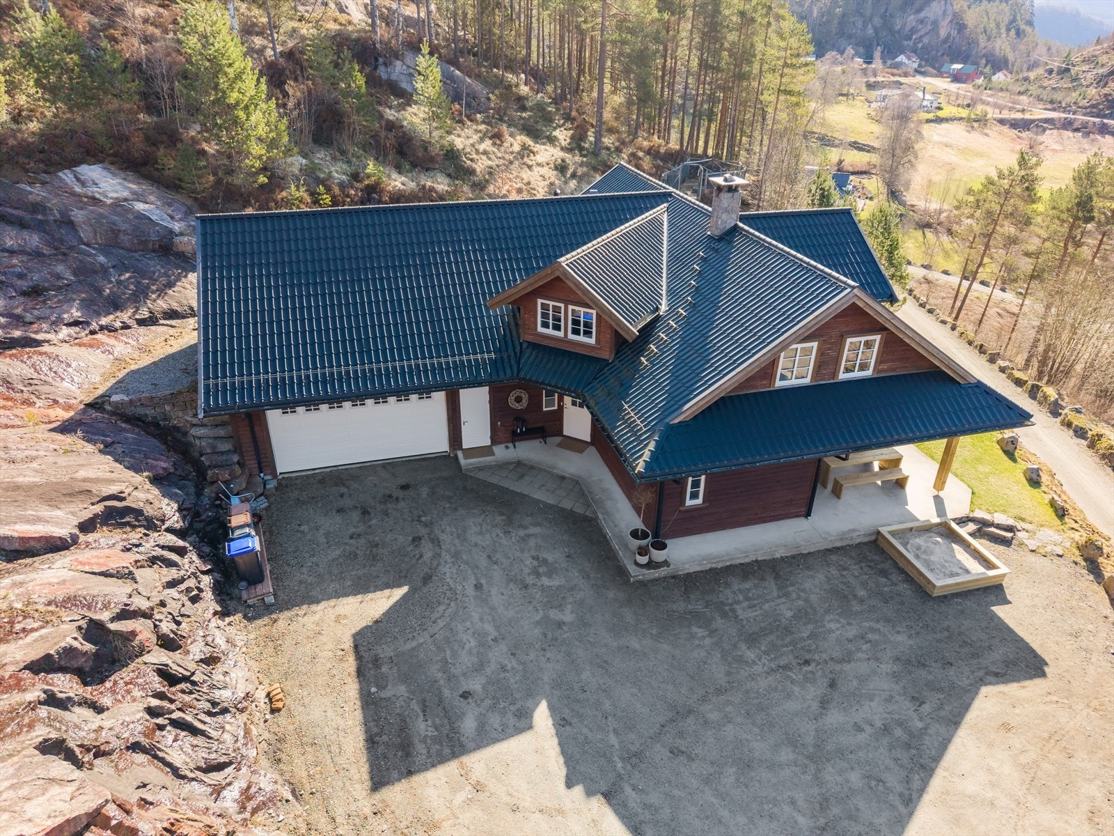 Tomtestørrelse: 1 838,3 m² Galleribilde