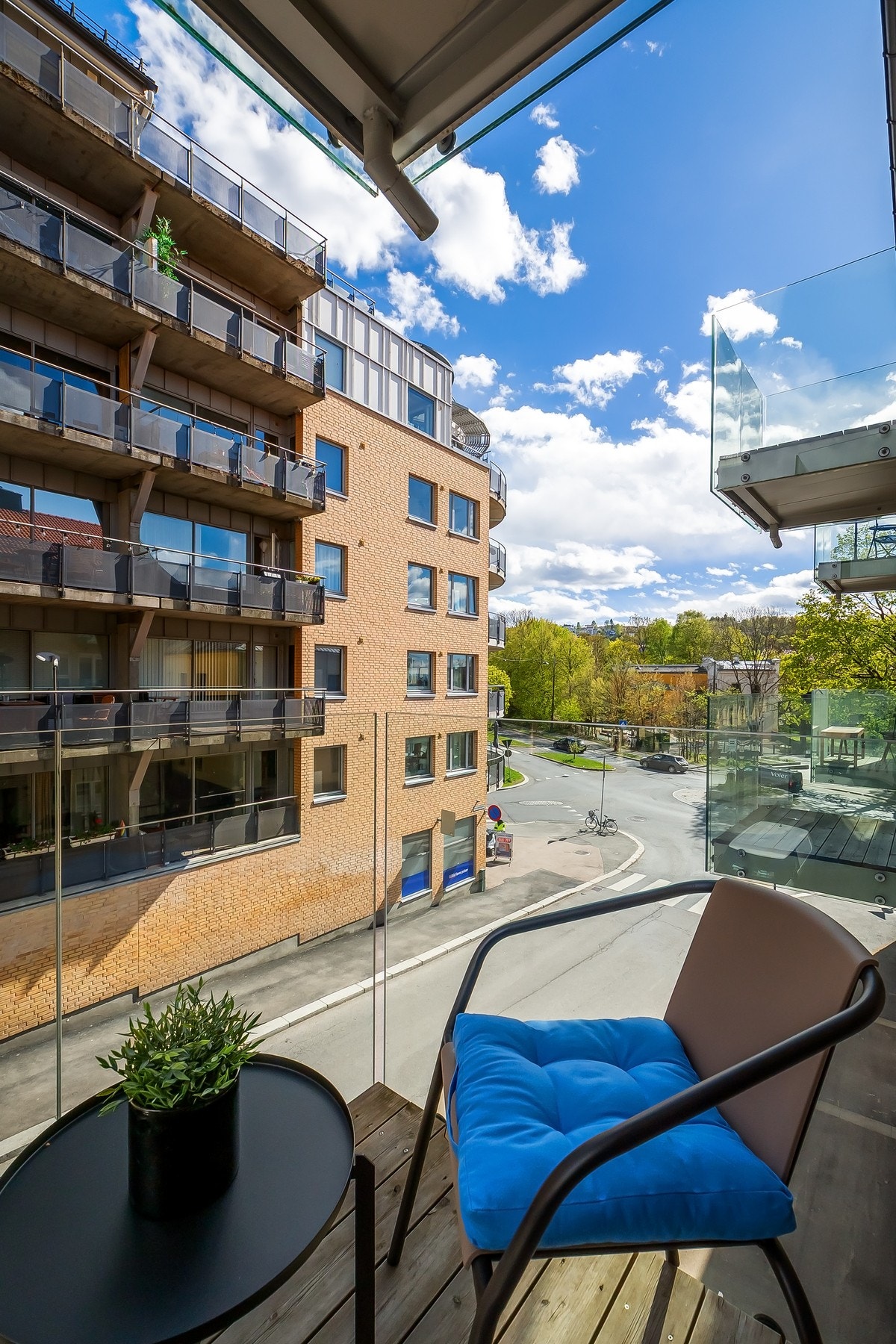 Utsikt fra balkong. Galleribilde