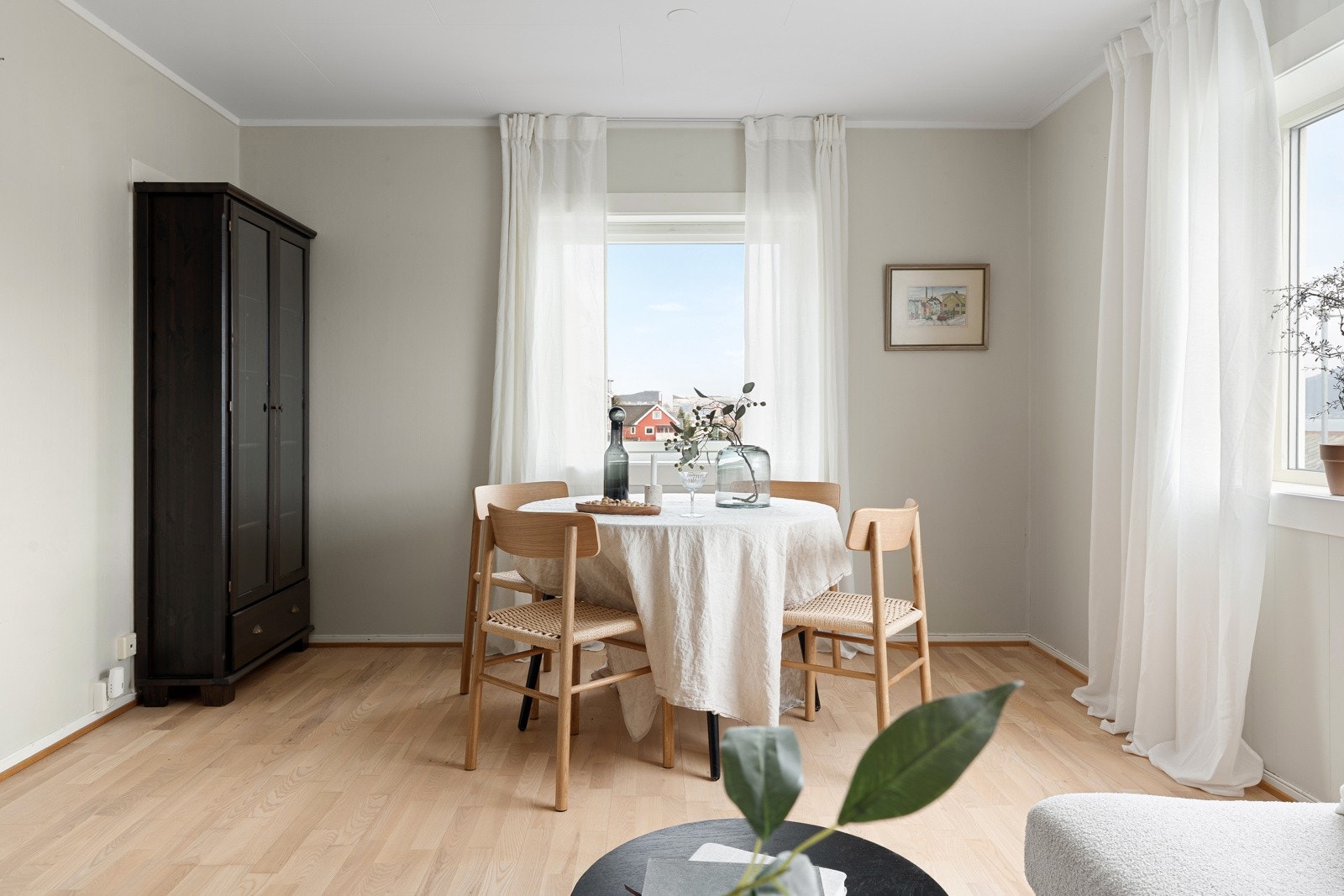 Flere møbleringsmuligheter for å etablere sosiale soner.