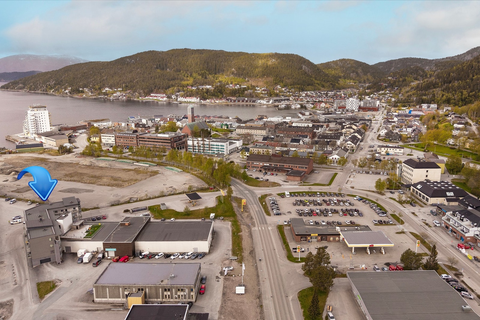 Her bor du praktisk og lettvint med nærhet til alt som trengs i hverdagen Galleribilde