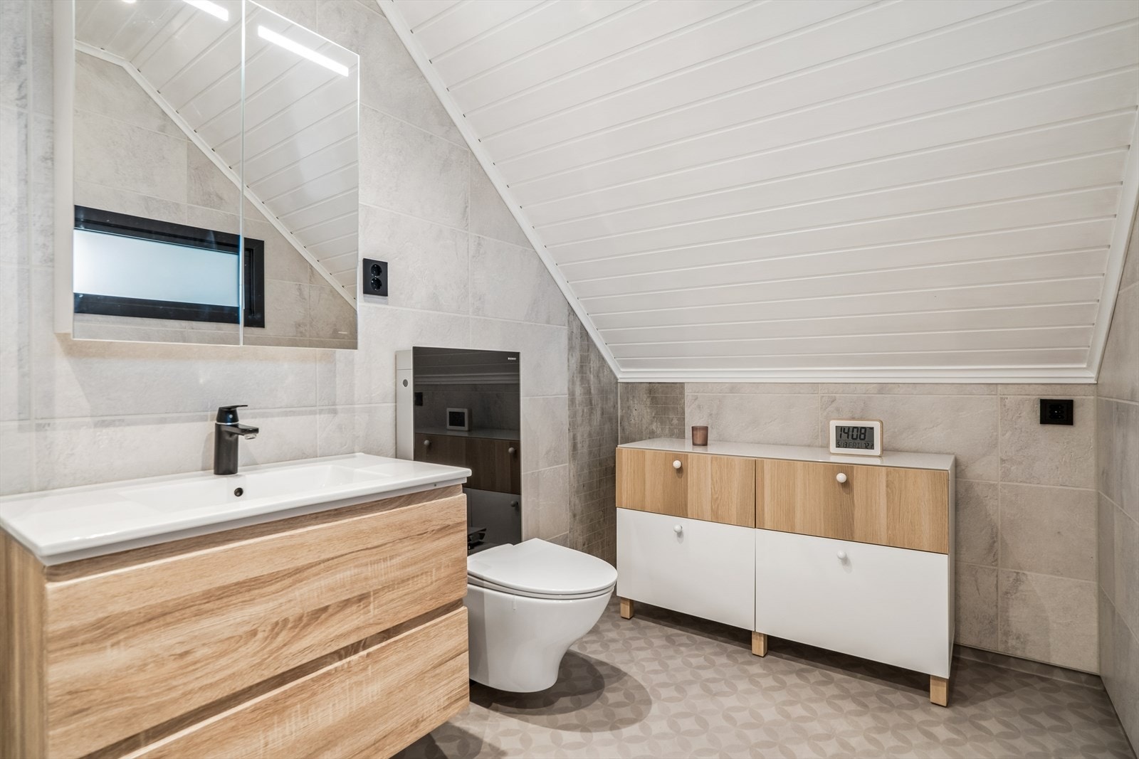 Bad i 2. etasje ble pusset opp i 2019. Galleribilde