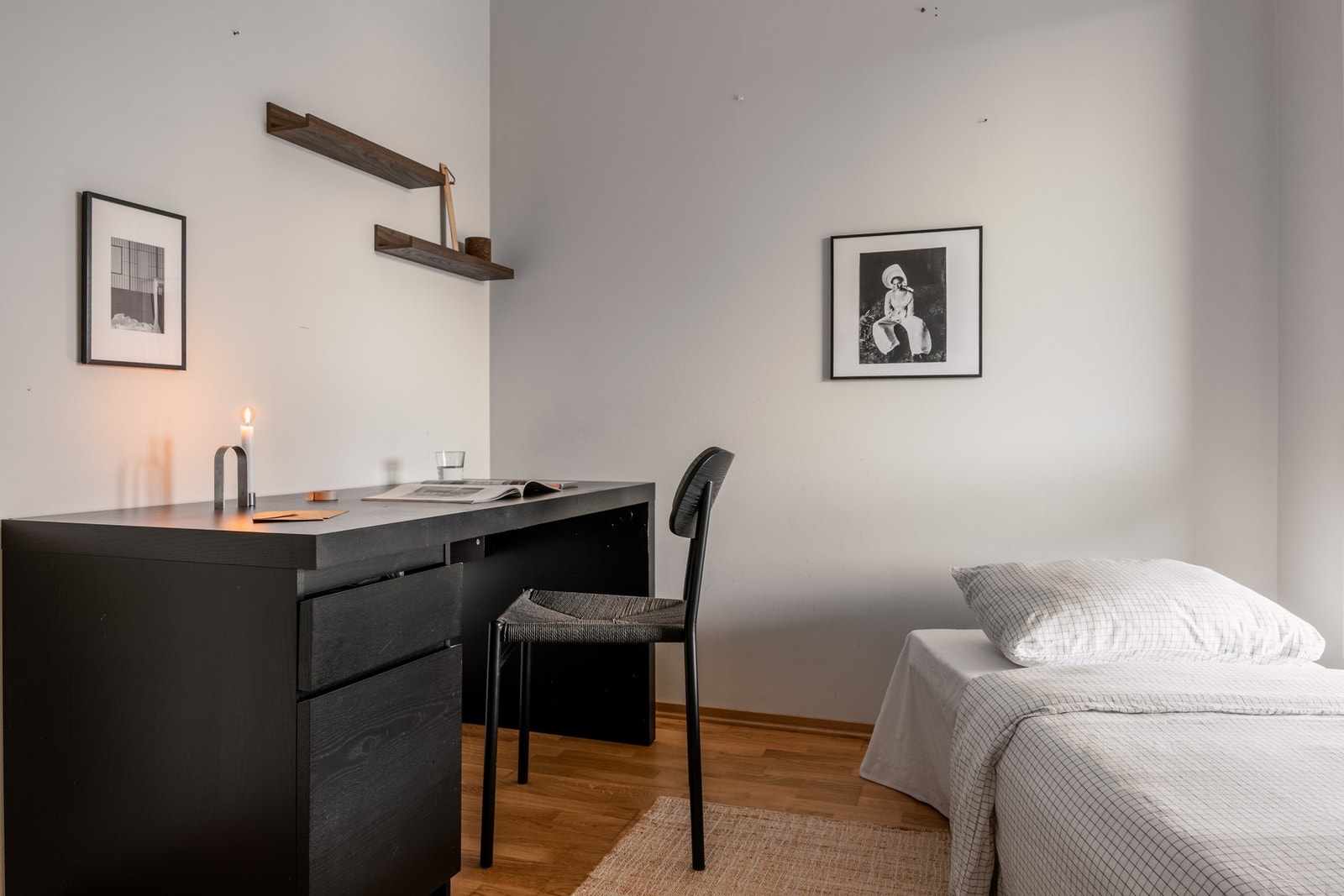 Det andre soverommet måles til 6,5 kvm. og har også god plass til seng, nattbord og garderobe. Galleribilde
