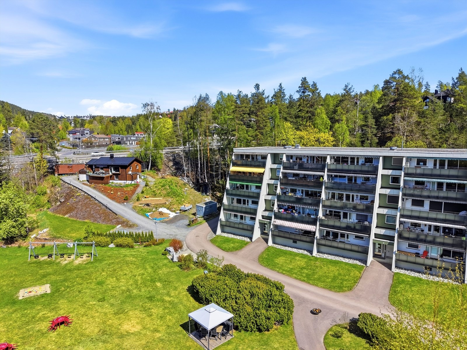 Området har en fin blanding av både eldre og yngre familier. Galleribilde