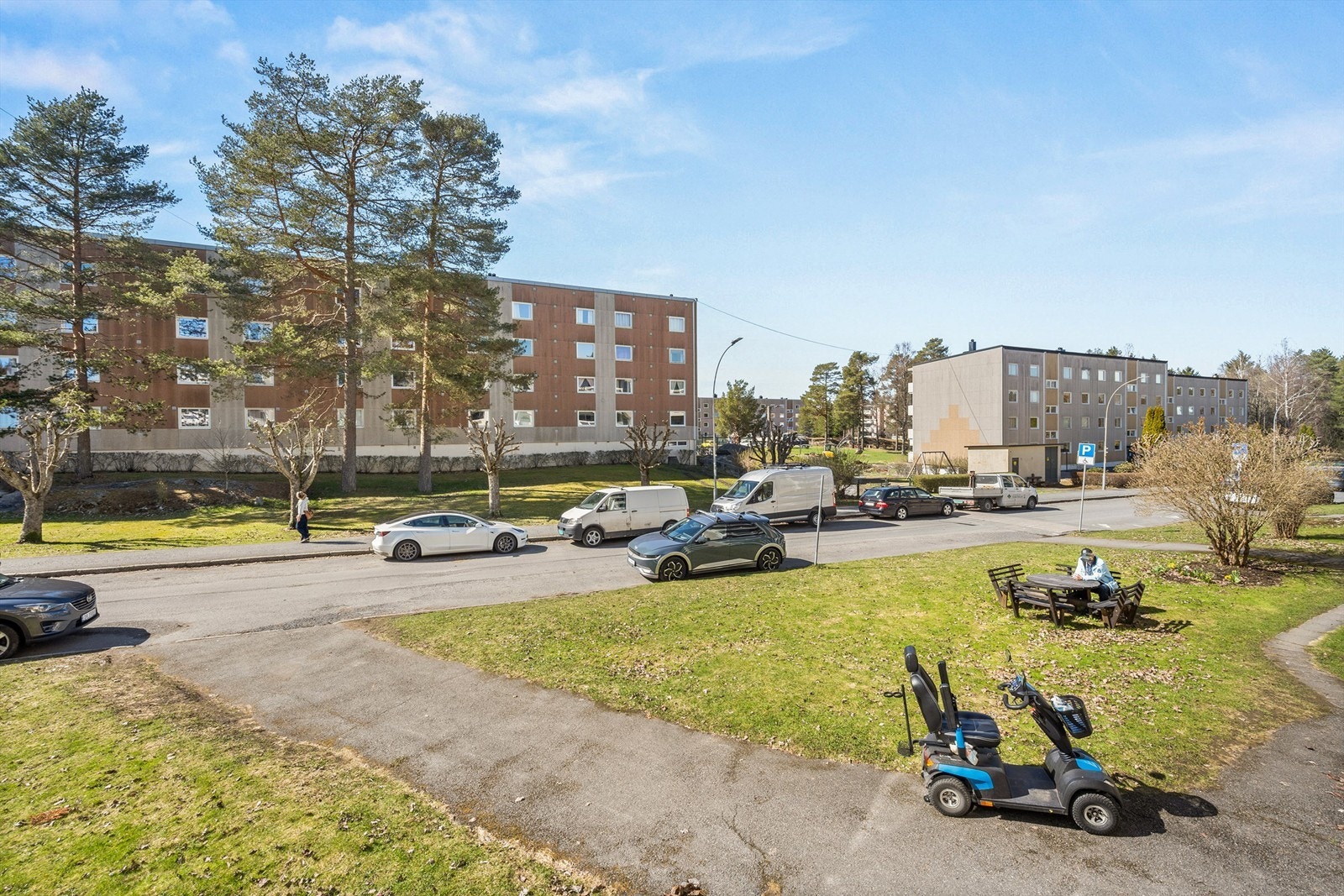 Området er vurdert som Veldig trygt av lokalkjente, og har kort vei til både butikker og offentlig transport. Galleribilde