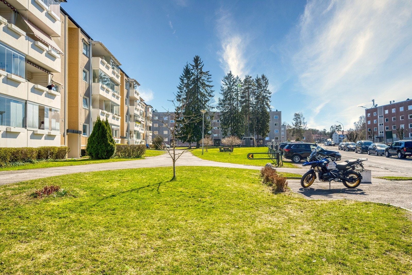 Leiligheten disponerer to boder i kjelleren på hhv. 2 og 4 m² for ekstra lagringsplass. Galleribilde