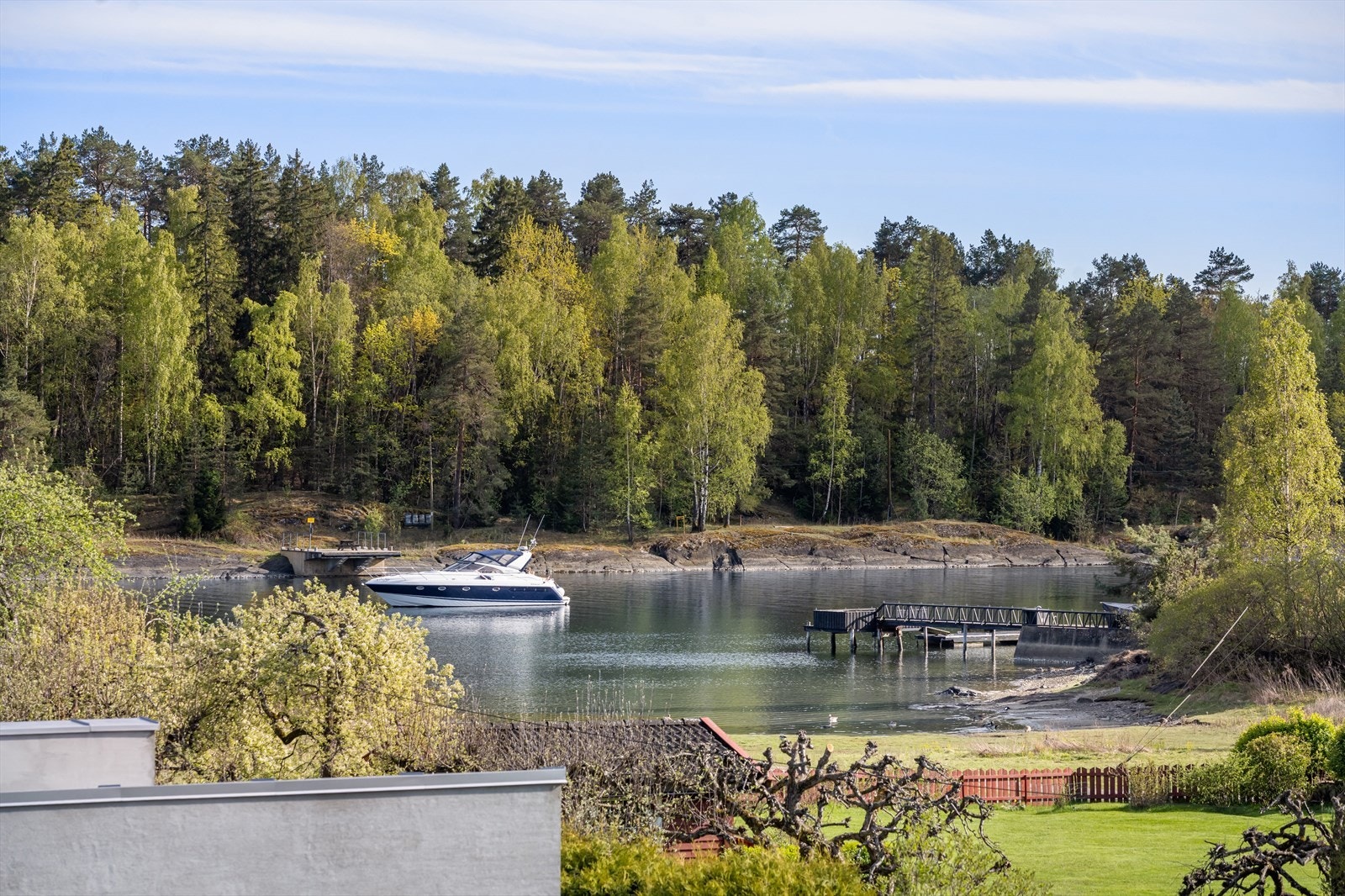 Fantastisk sjønær beliggenhet. Galleribilde