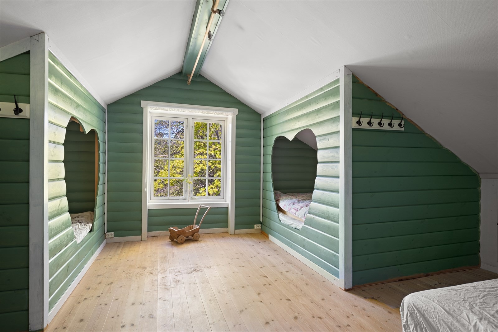 Store rom med rikelig soveplass til storfamilien og besøkende. Galleribilde