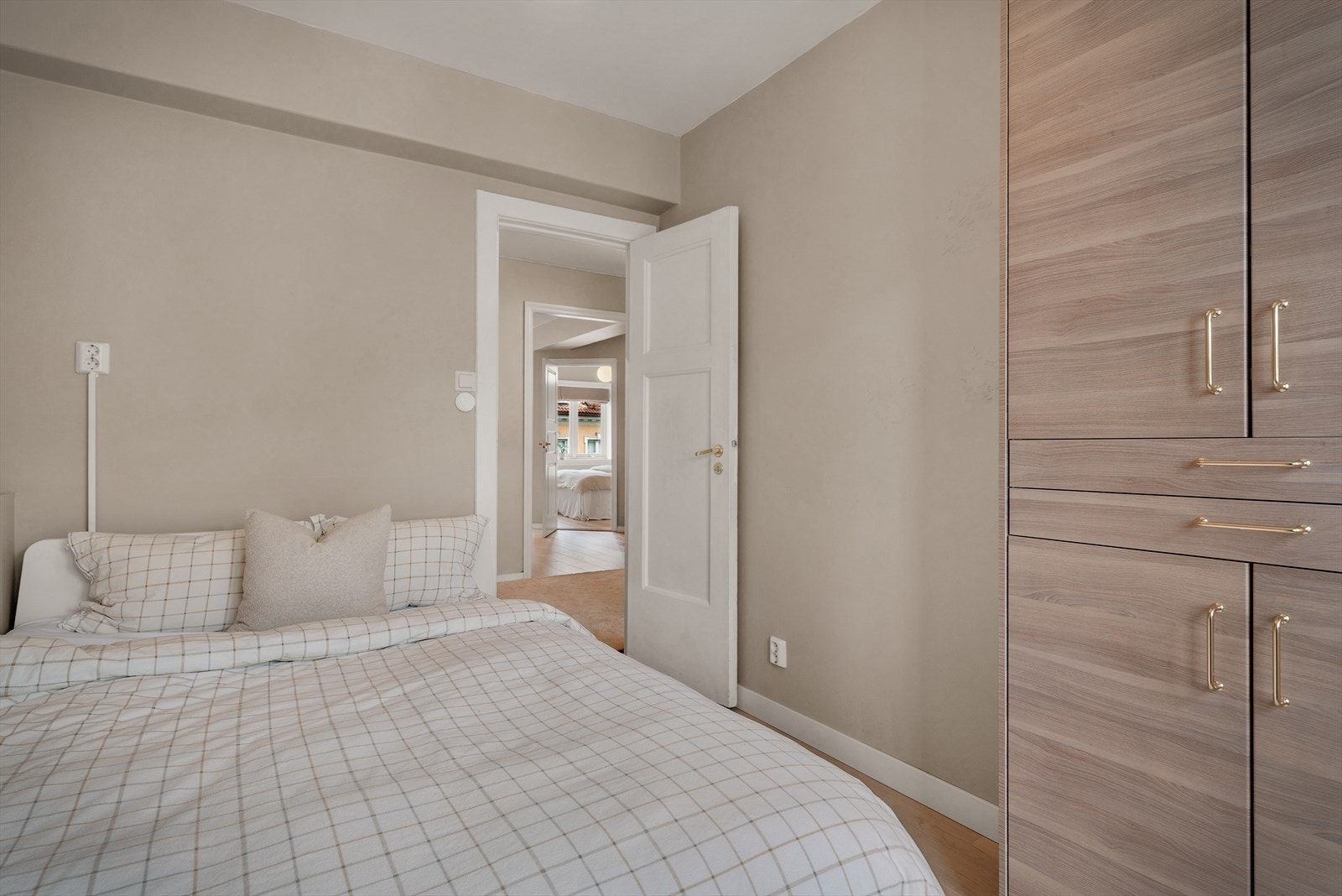 - Soverom 2 og 3 måler 8,8m² og 9m² - Galleribilde