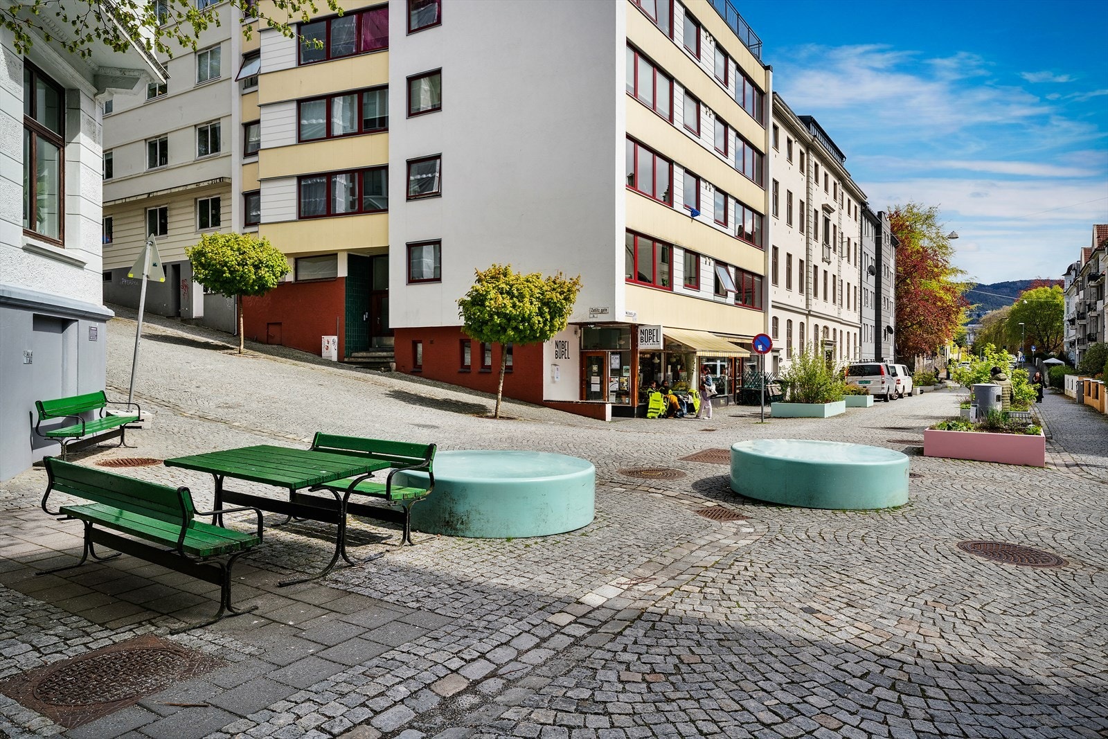 - Park, sjø, kafé og byliv rett utenfor døren - Galleribilde