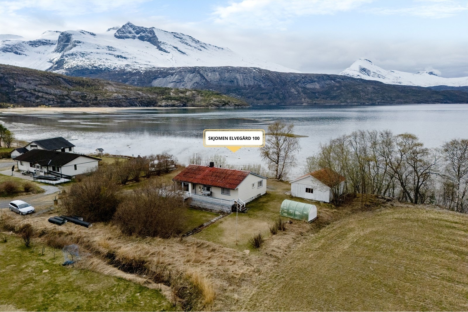 Sjekk ut denne flotte eneboligen med stort potensial og fantastisk beliggenhet - kun 35 minutter fra Narvik. Her får du muligheten til å skape ditt drømmehjem i naturskjønne omgivelser, med nærhet til både fjell, fjord og byliv. Galleribilde