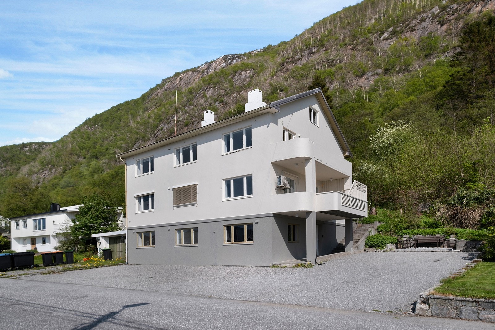 Velkommen til Hagane 19 - Presentert av Notar v/Henrik Pettersen Foto: Ingvald Kaldhussæter Galleribilde