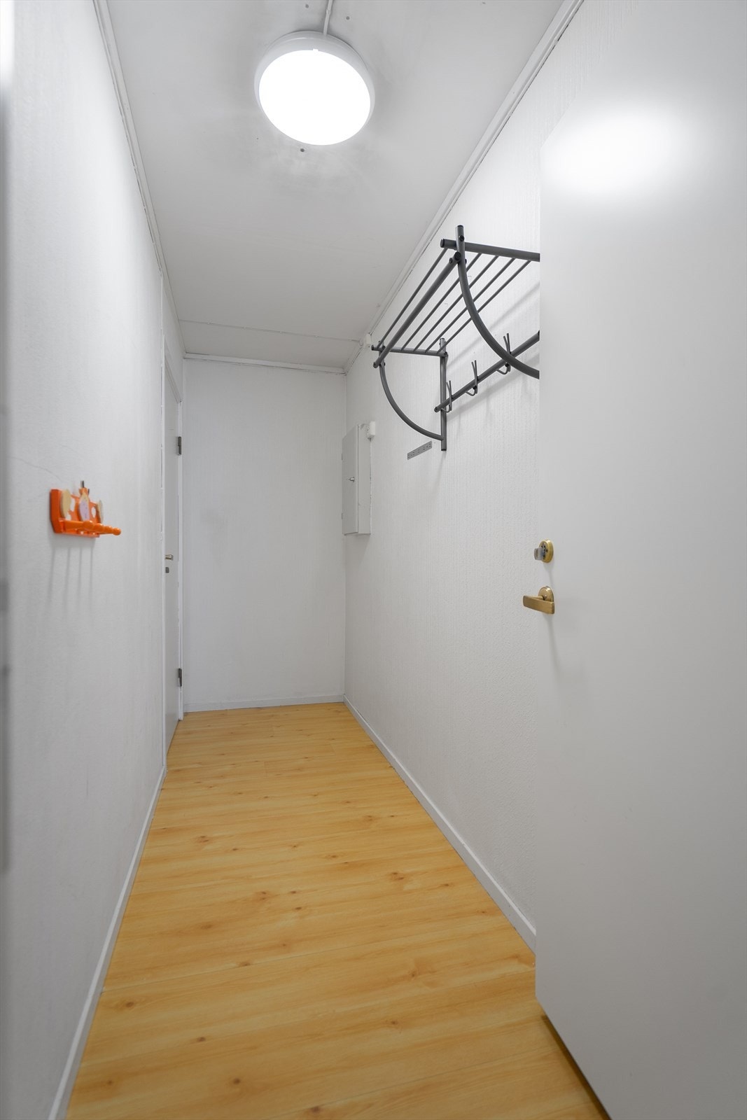 Entré (Dette er en del av felles areal, dog benyttes den kun av denne leiligheten.) Galleribilde