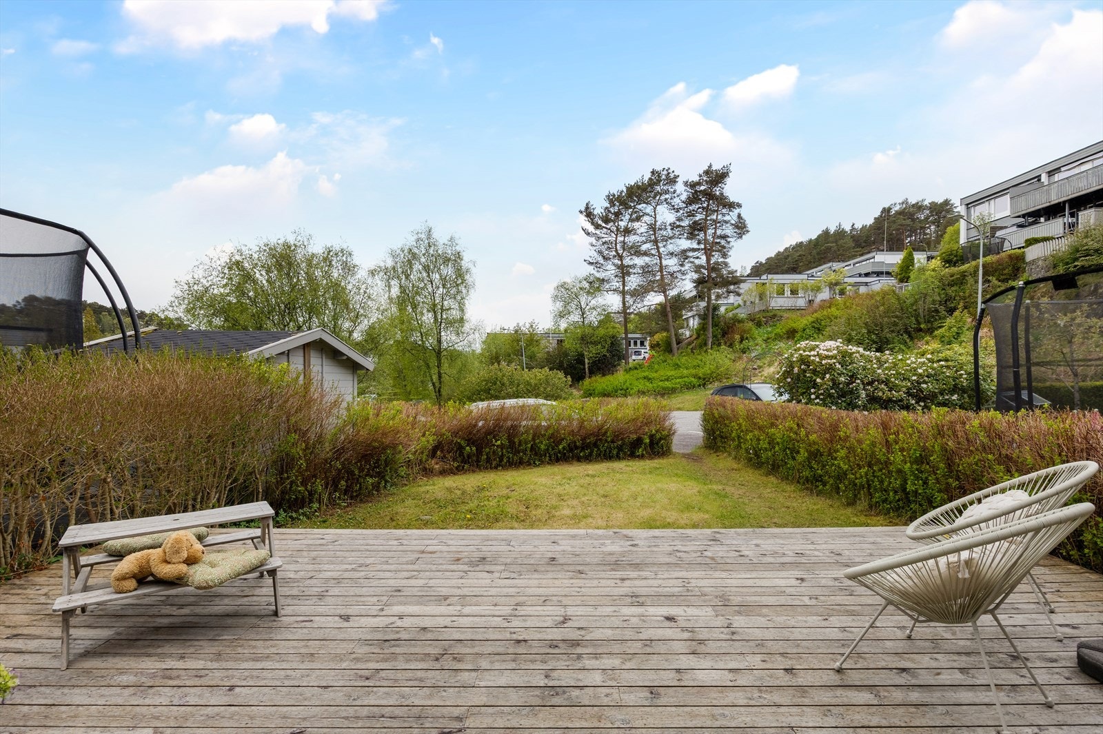 Her kan man innrede med utemøbler i flere soner. Galleribilde