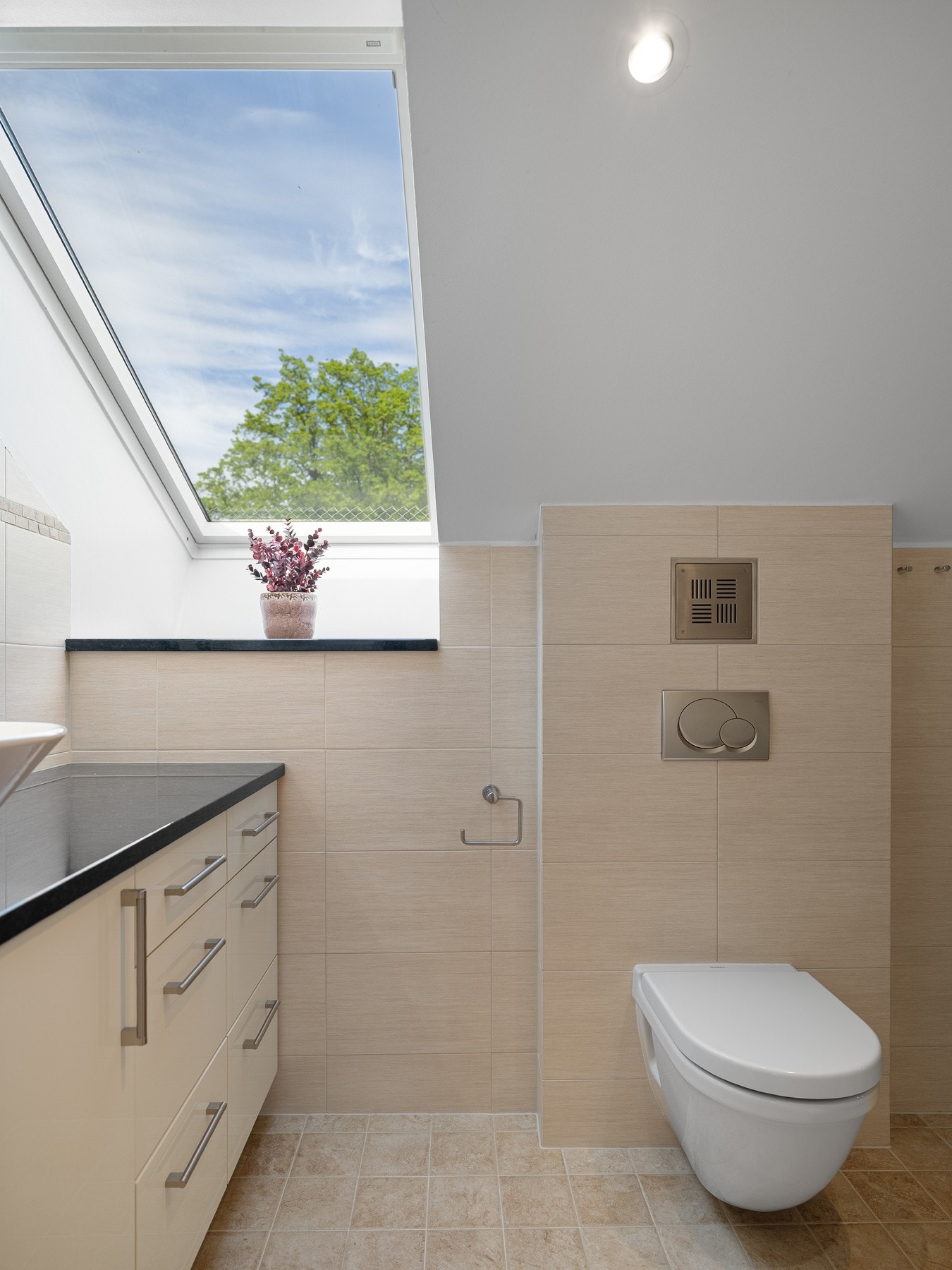 Led downlights fra 2025. Duravit vegghengt wc. Galleribilde