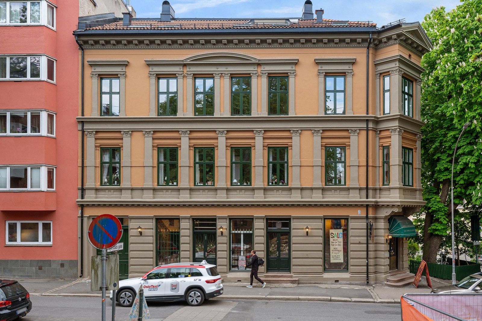 Fasaderehabilitering og nye beslag på taket utført i sameiet i 2025. Galleribilde