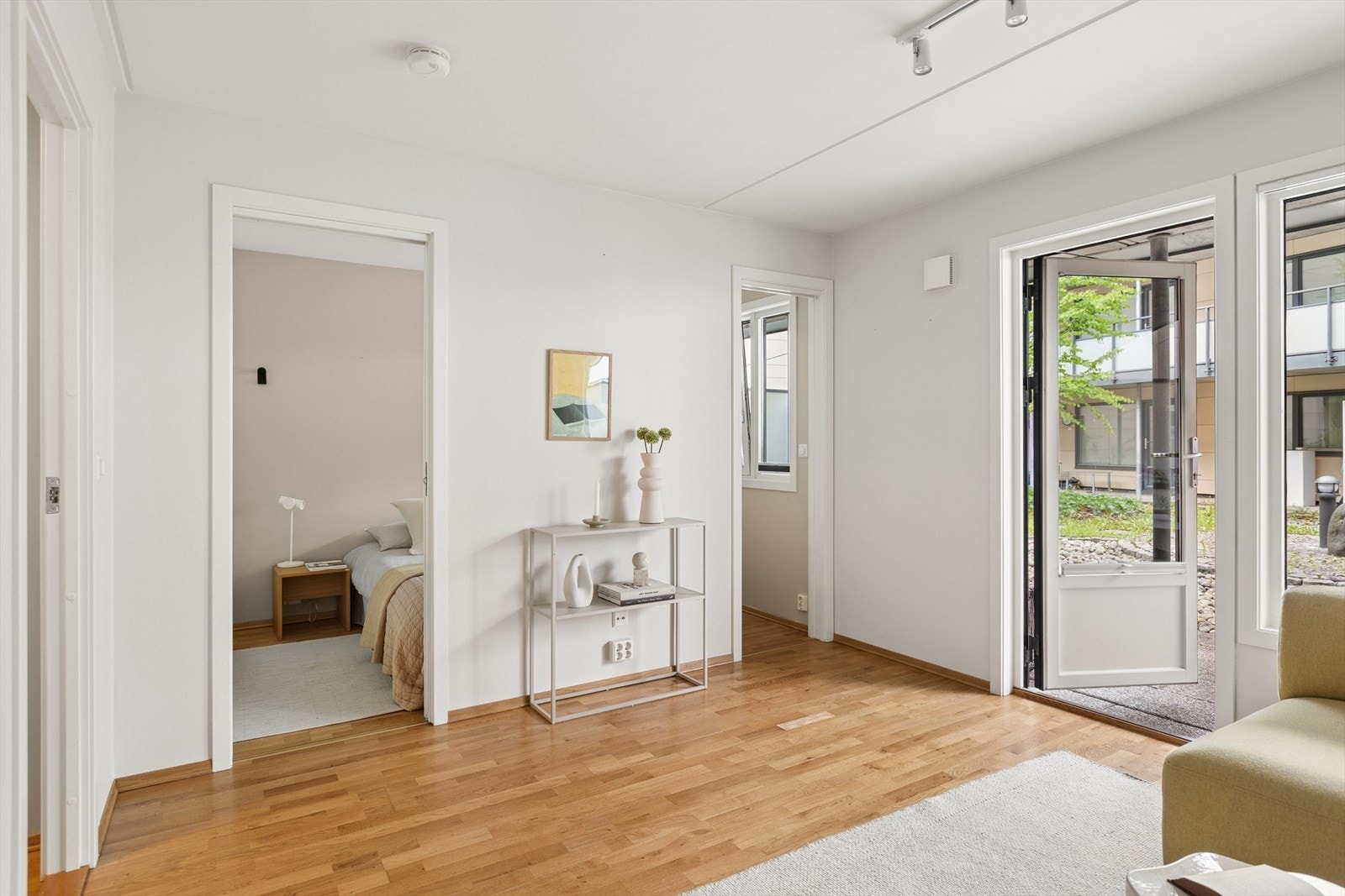 Romhøyden i stue og soverom er på 2,41 meter. Galleribilde
