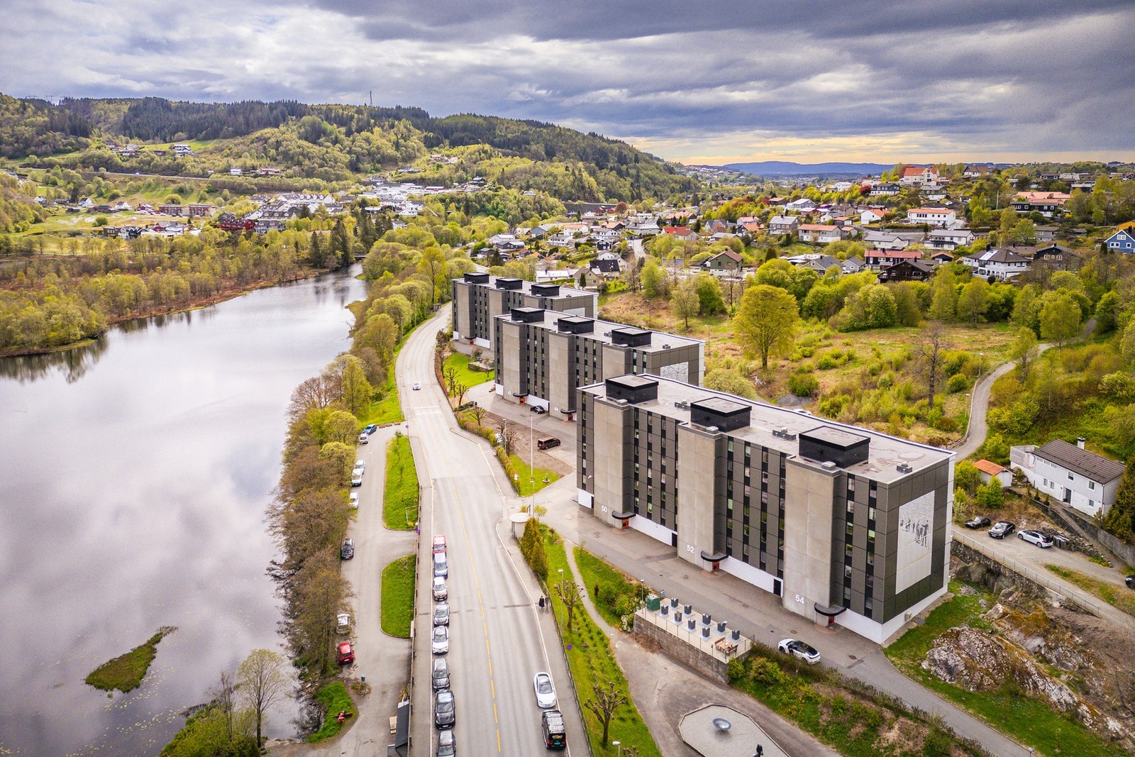 I 2020/2021 gjennomgikk borettslaget en rehabilitering som innebar oppgradert fasade og balkonger, heiser, rørfornying, renovasjon, nye vinduer og balkongdører. Galleribilde
