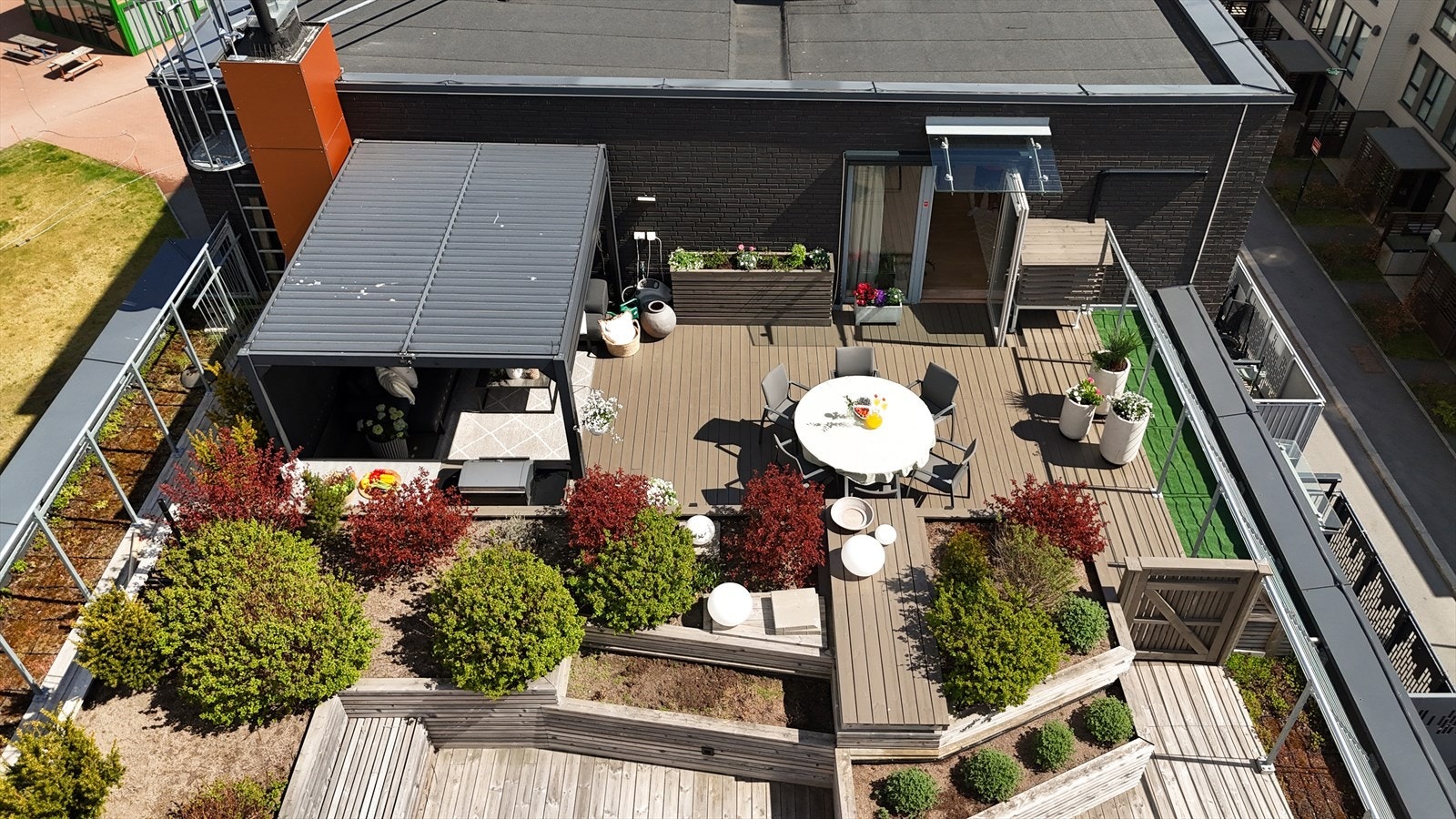Christer Barman Gabrielsen v/Nordvik Majorstuen har gleden av å presentere Kåre B. Werners gate 4 - en attraktiv 4-roms fra 2021, med stor takterrasse. Foto: STUDIO OSLO AS Galleribilde