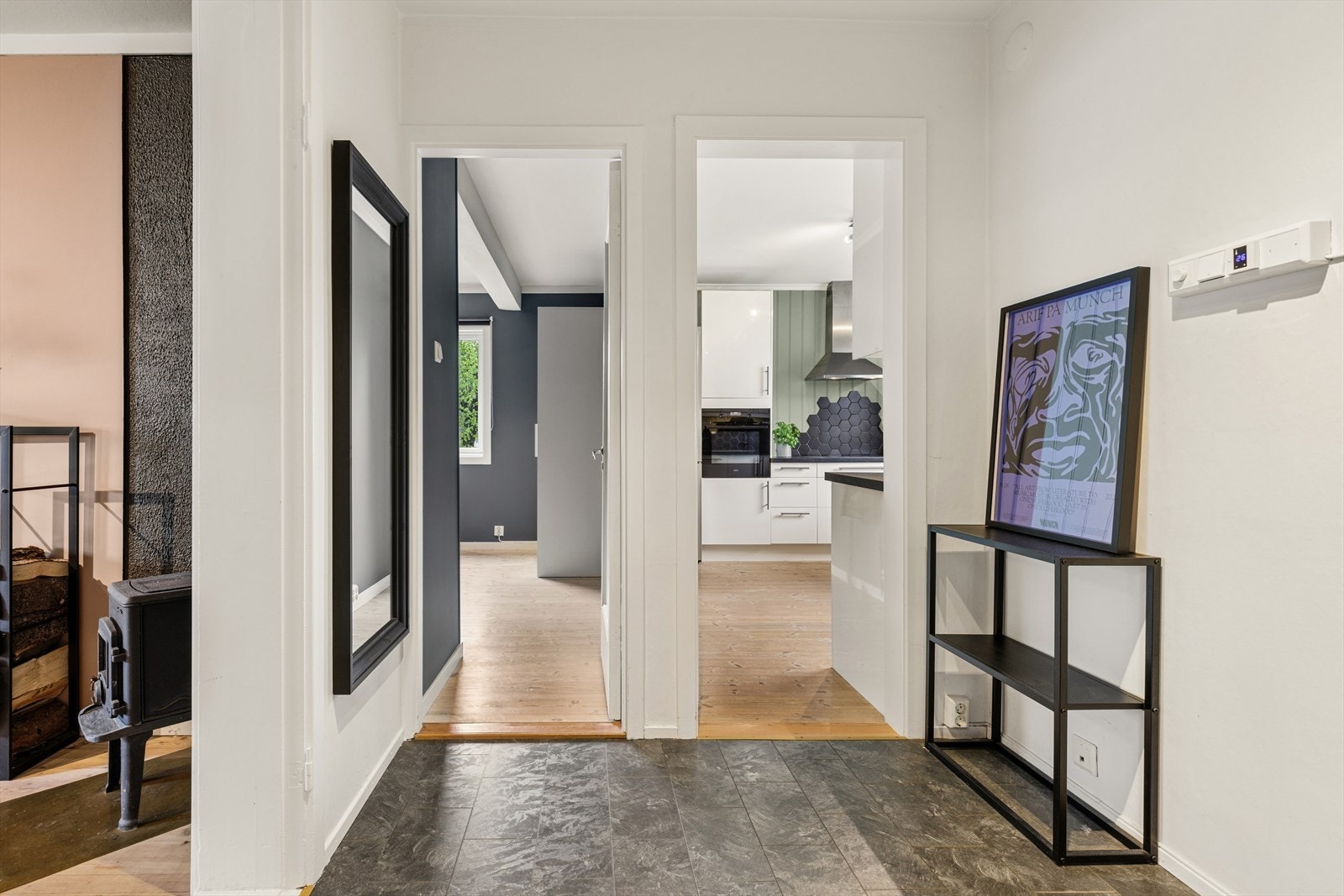 Trivelig entrè som ønsker deg velkommen inn. Galleribilde