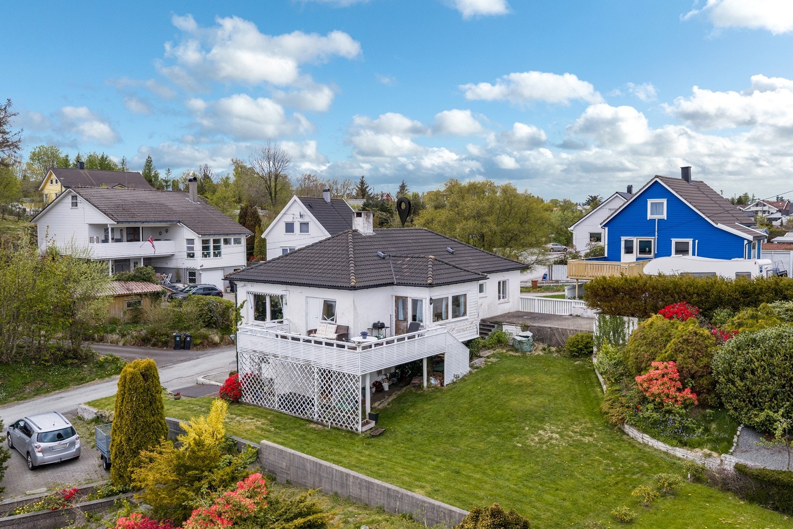 Møllevegen 66 er en innholdsrik enebolig over to plan + uinnredet loft Galleribilde