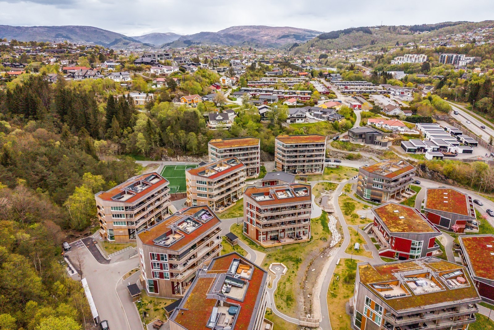 Området byr på flere turmuligheter med blant annet Siljustølen like i nærheten. Galleribilde