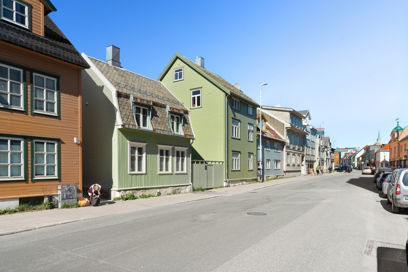 En ypperlig bolig for deg som ønsker å bo sentralt og trives i det urbane miljø. Boligen anses også som et godt utleieobjekt!