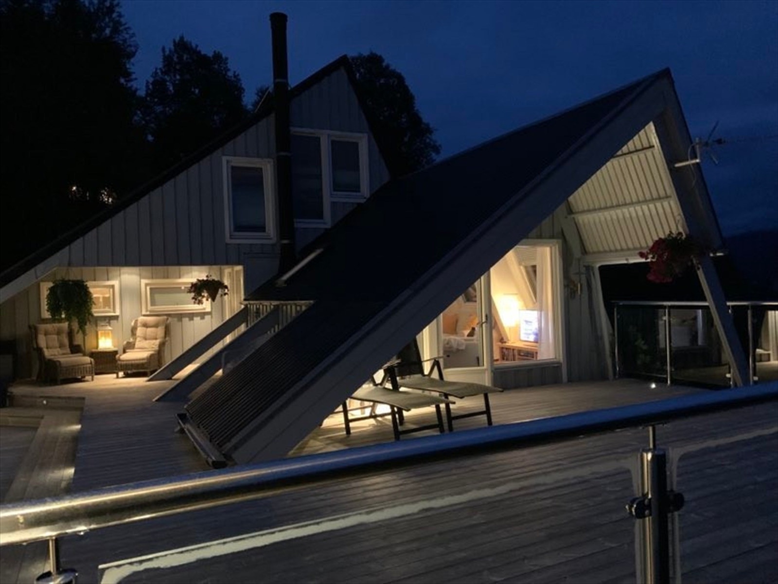 Kveldsfoto tatt av eier. Galleribilde