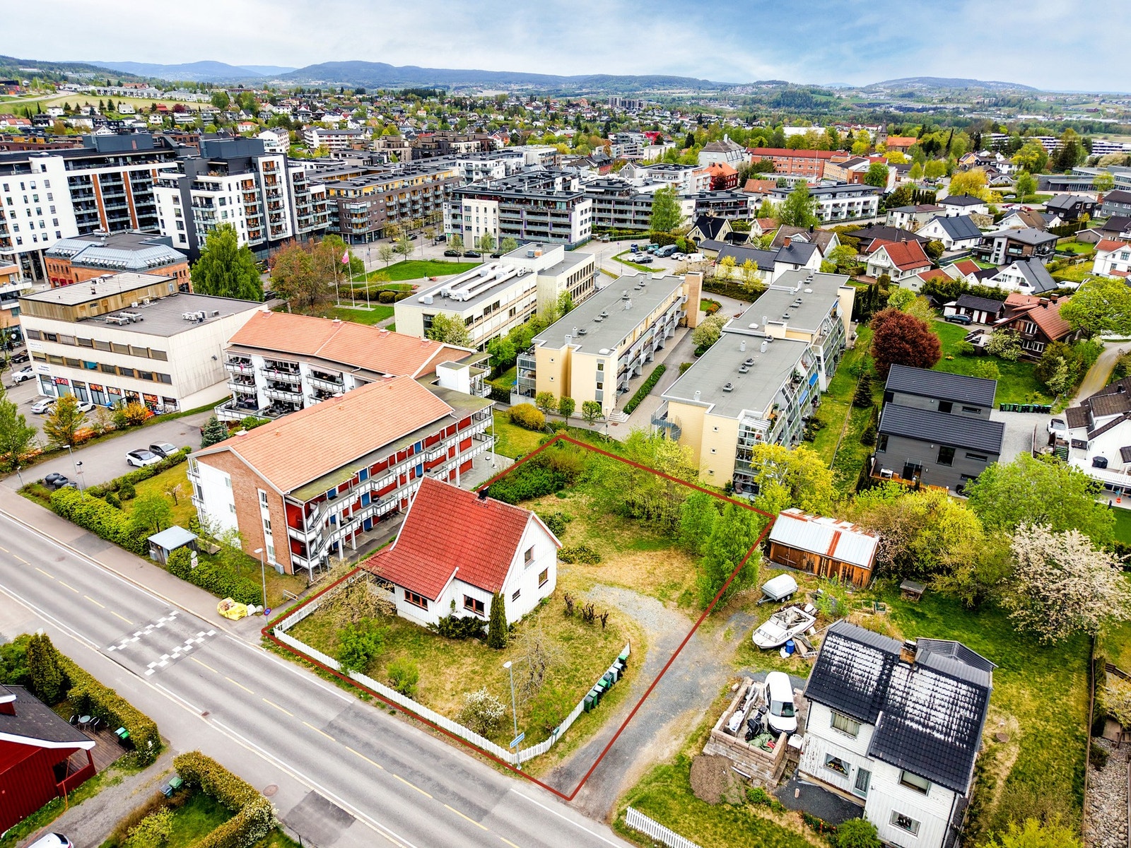 Bildet er kun ment som en illustrasjon av tomtegrensen. Faktiske grenser kan avvike. Galleribilde