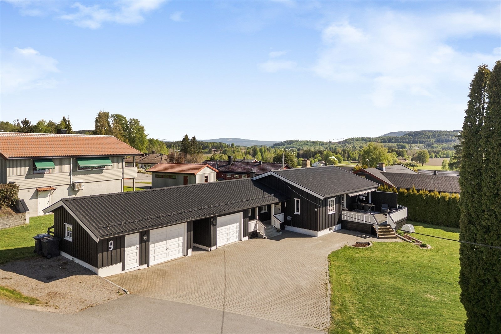 Velkommen til Brittavegen 9! Foto: Husfoto v/ Bernat Tubau. Galleribilde