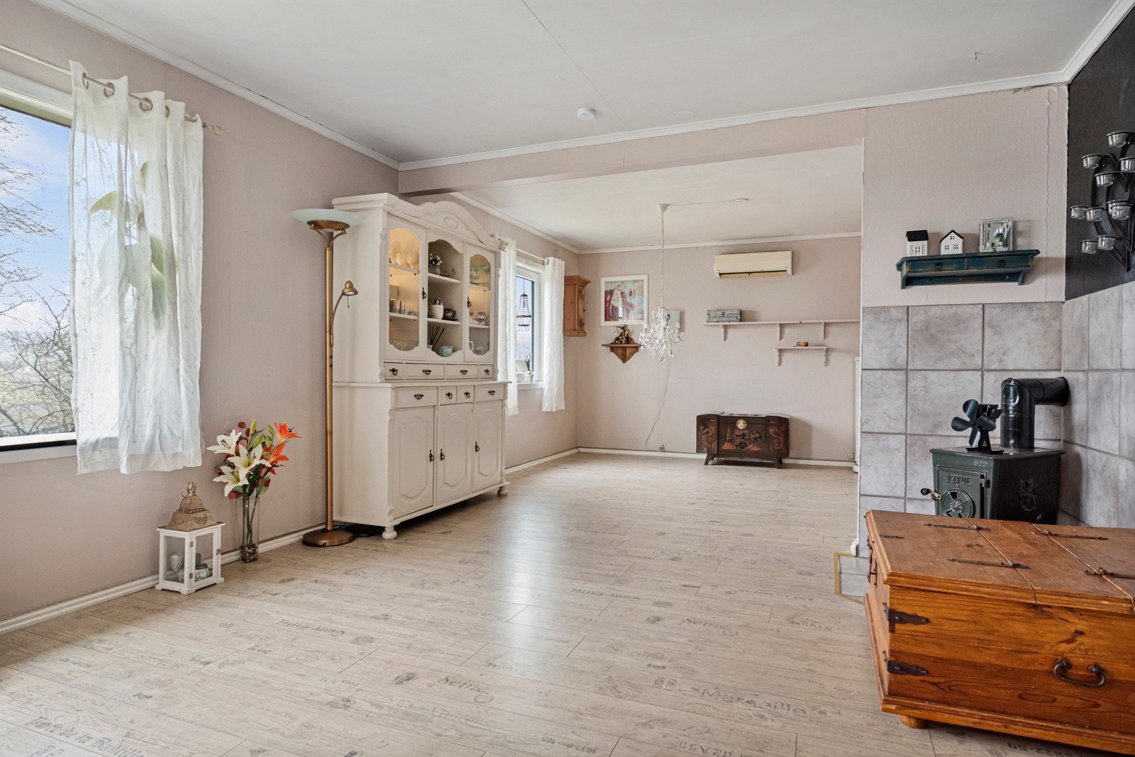 Varmepumpe i tillegg til vedfyring. Galleribilde