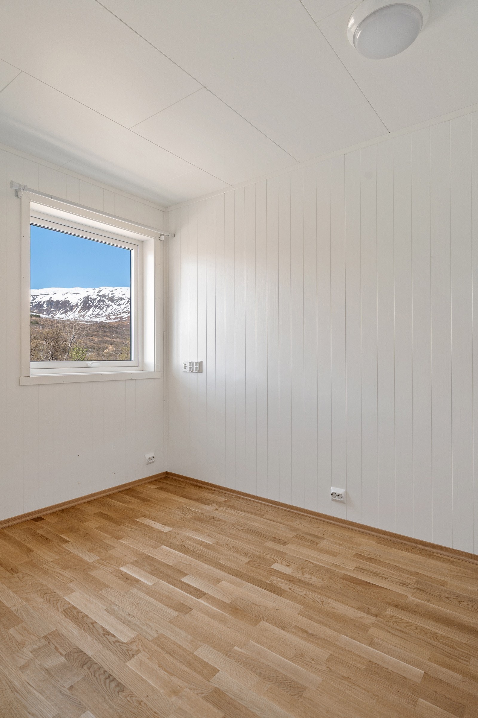 Soverommet passer fint til barnerom, gjesterom eller kontor.
