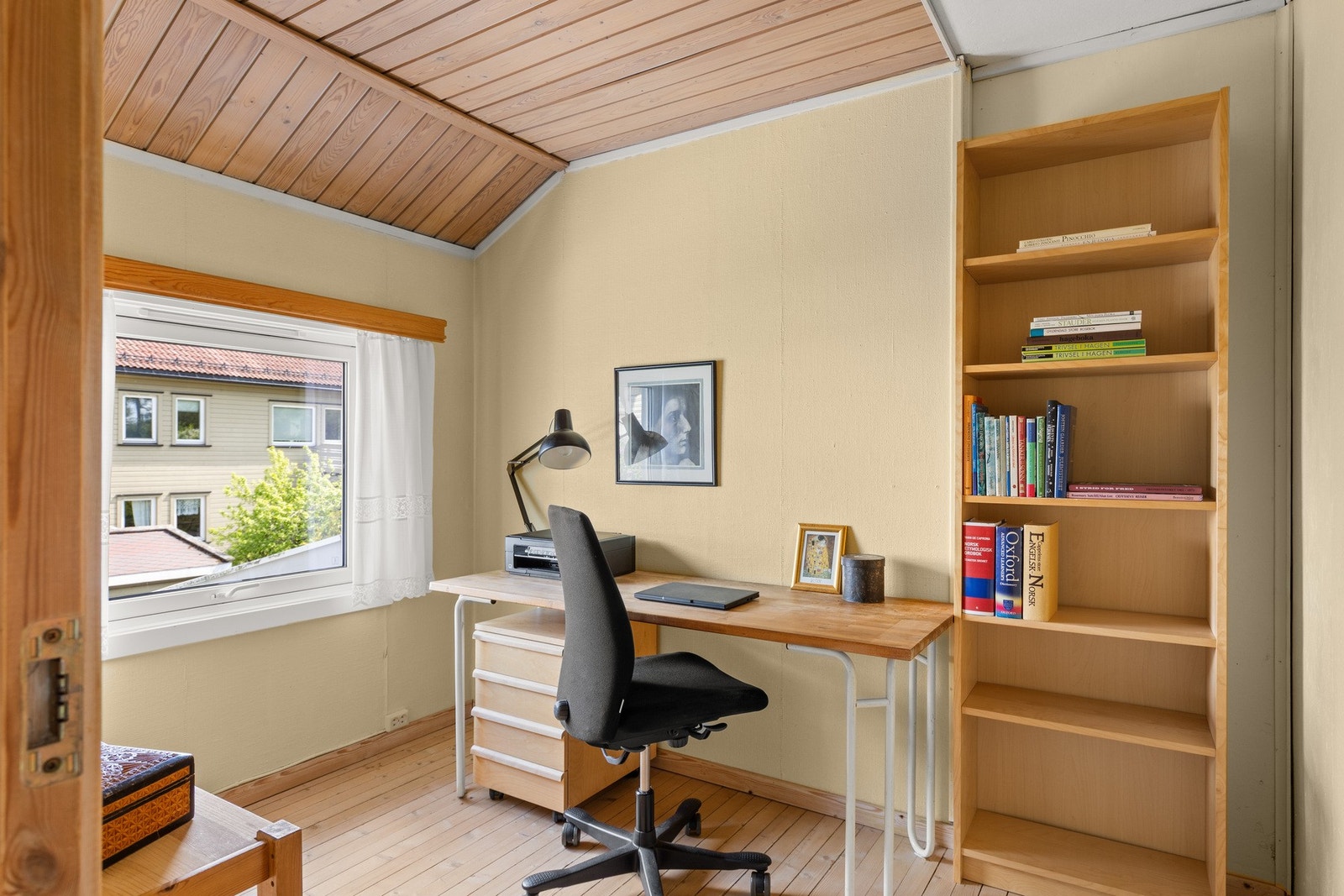 Ett av rommene benyttes i dag som arbeidsrom. Galleribilde