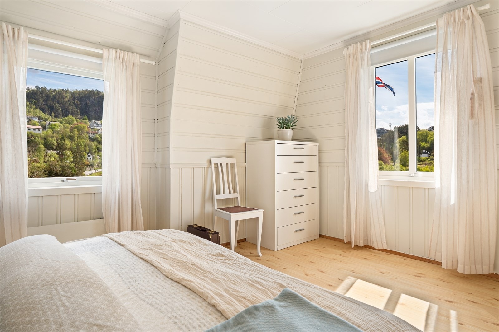 Boligen har tre soverom samlet i boligens 2. etasje. Galleribilde