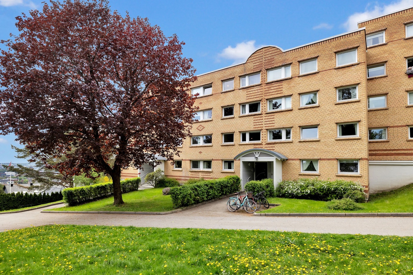Inngangsparti Galleribilde
