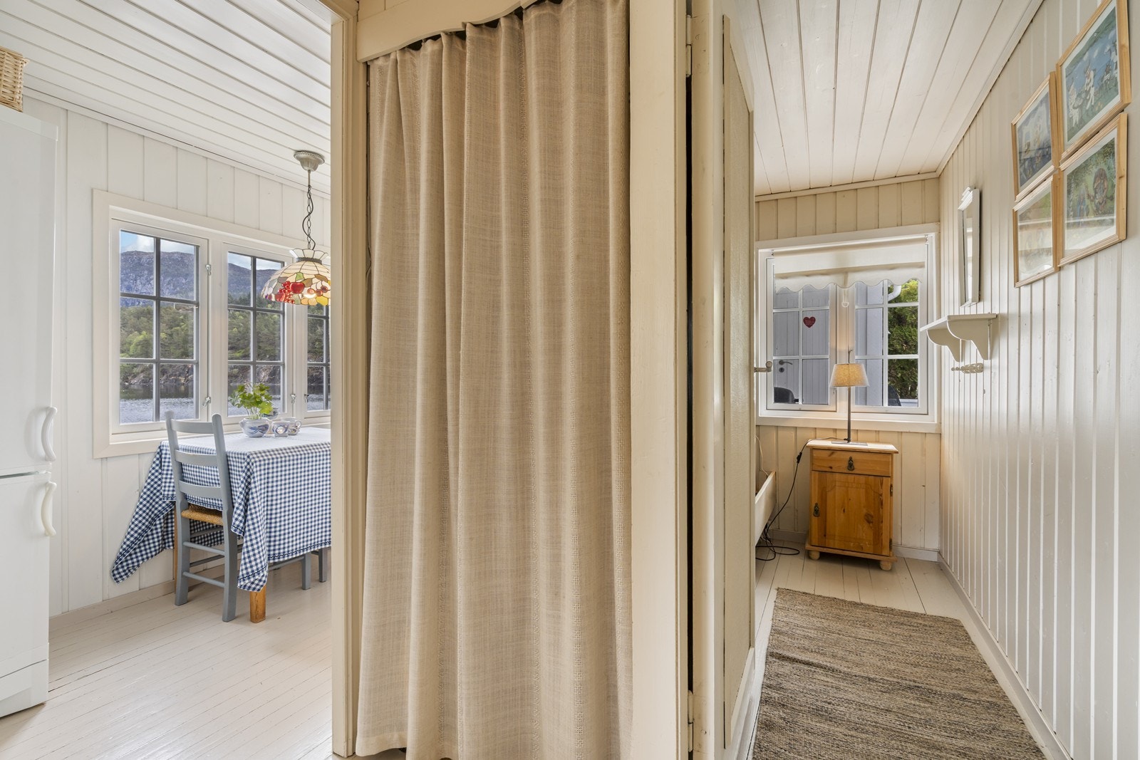 Skap med god plass til oppbevaring Galleribilde
