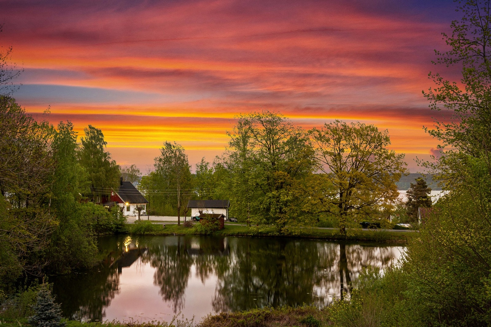 Velkommen til en innholdsrik eiendom med vakker beliggenhet og naturskjønne omgivelser.
Foto: Andreas Wiig v/ Pholio Galleribilde