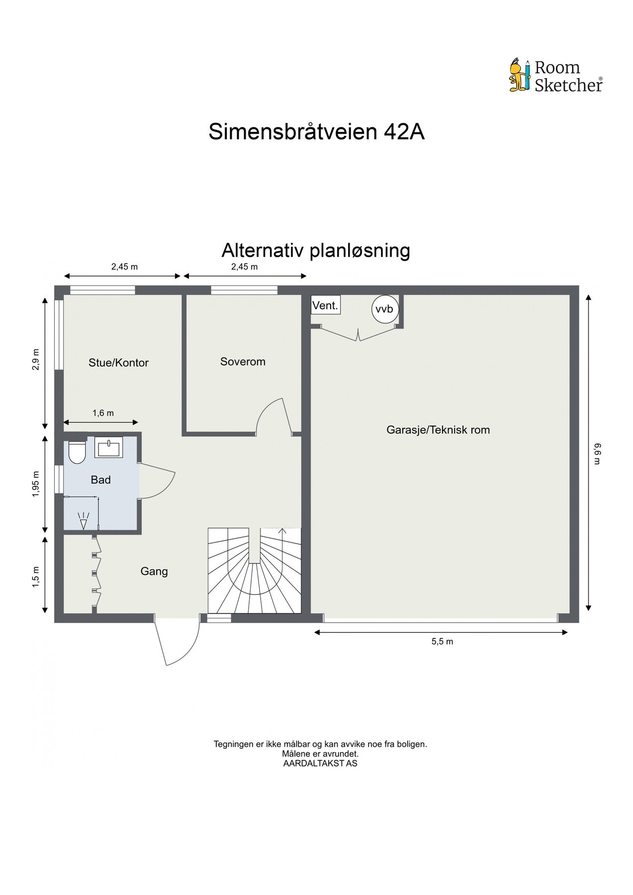 Alternativ planløsning første etasje. Hvis man ønsker hybel-løsning i underetasjen, er det likevel mulig å ha fire soverom og to stuer i hoveddelen. Galleribilde