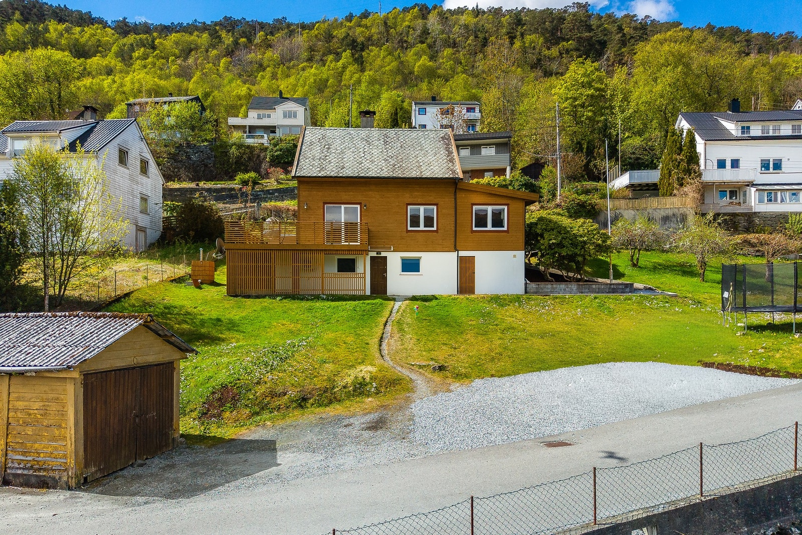 Parkering på egen tomt Galleribilde