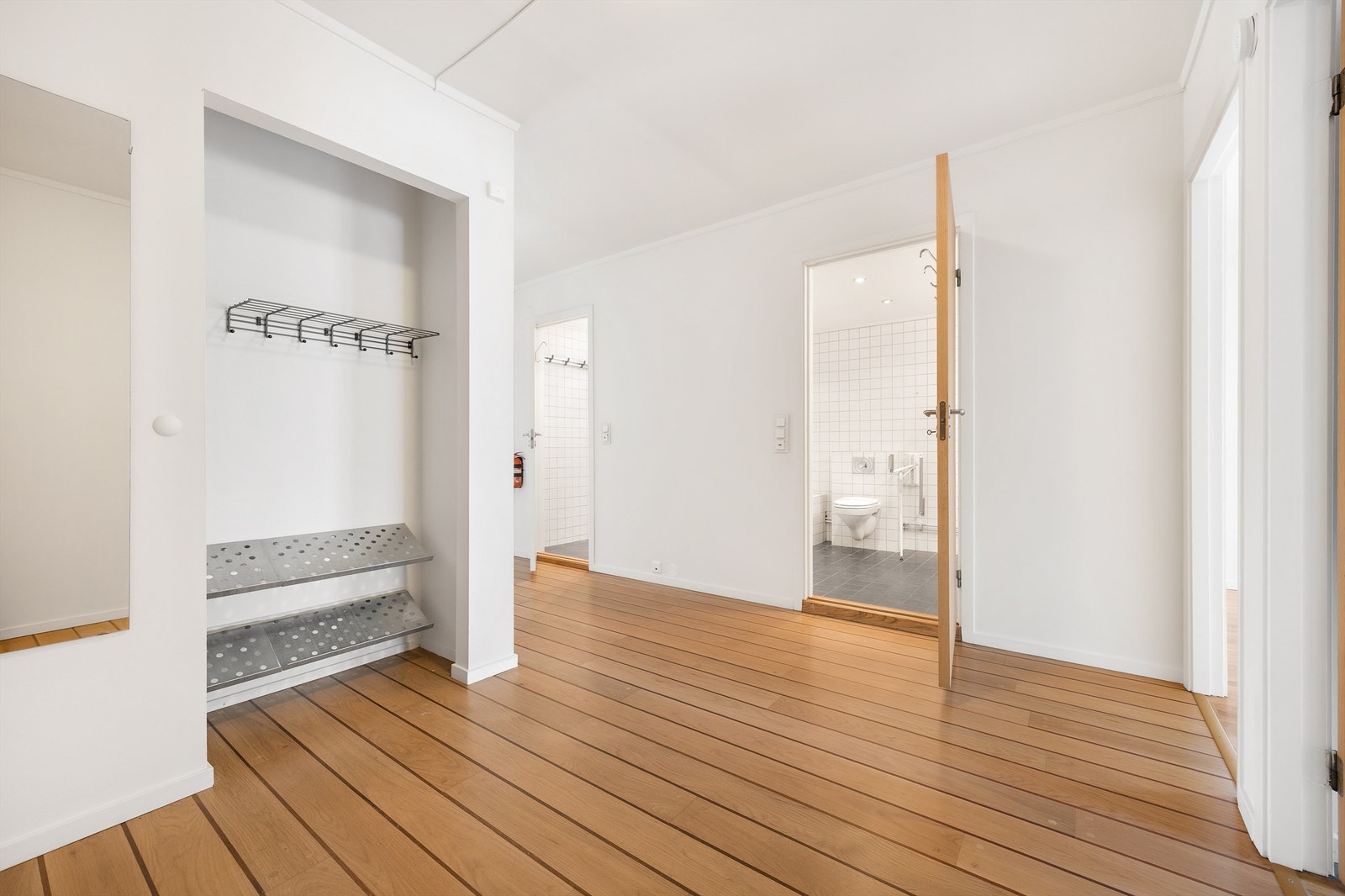 Badet er lett tilgjengelig fra entréen Galleribilde