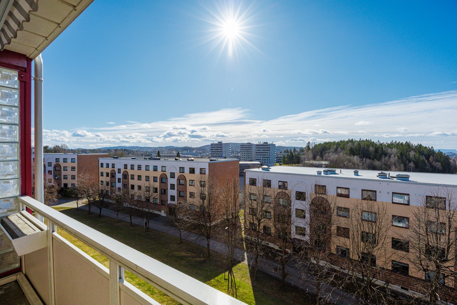 Leiligheten ligger høyt og fritt i 4. etasje. Galleribilde