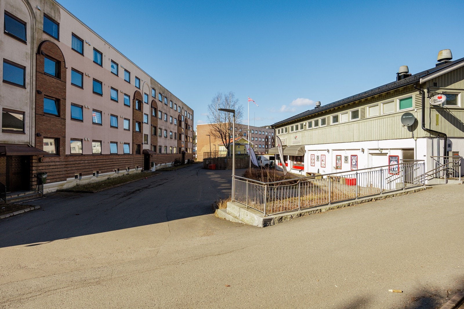 Kort vei til dagligvarehandel gjør hverdagen enklere. Galleribilde