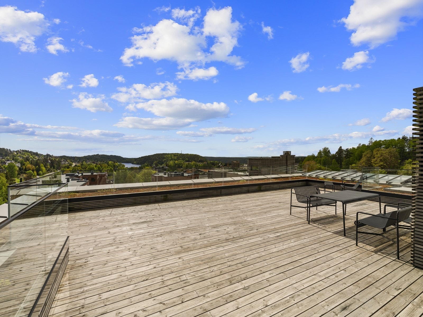 Felles takterrasse med panoramautsikt Galleribilde